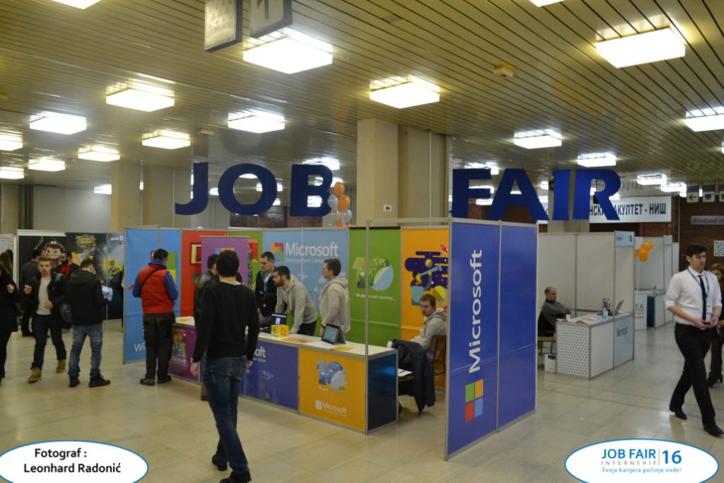 „JOB FAIR 2017 − TVOJA KARIJERA POČINJE OVDE!“