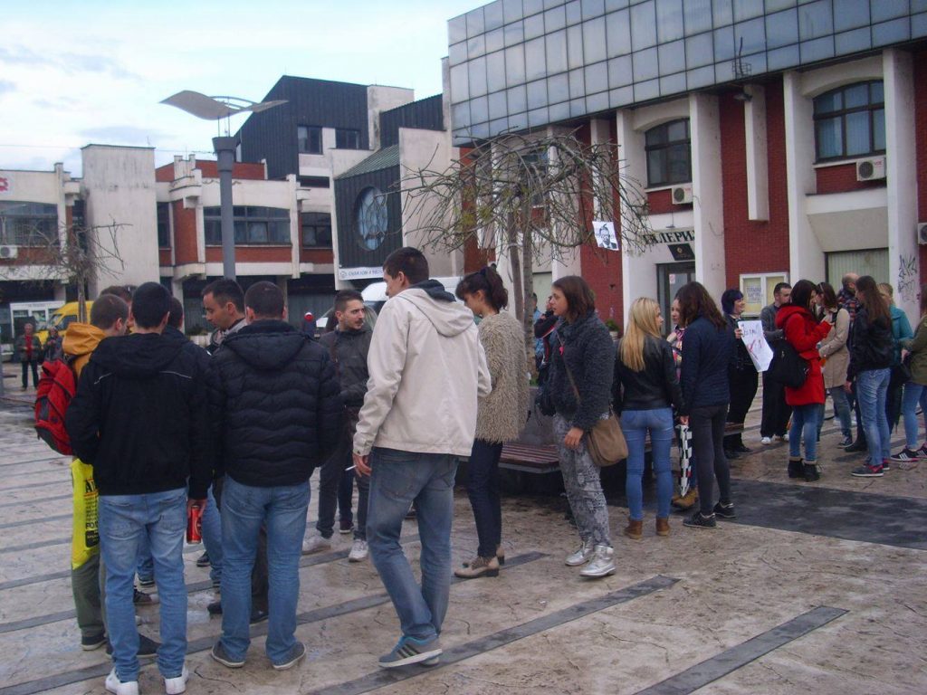 Pirot: Lako je onima u većim gradovima, Leskovac: Ne odustajemo, pa šta bude