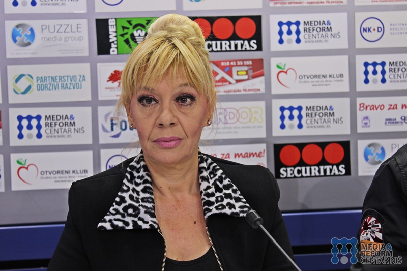 Javni izvršitelji u službi revanšizma
