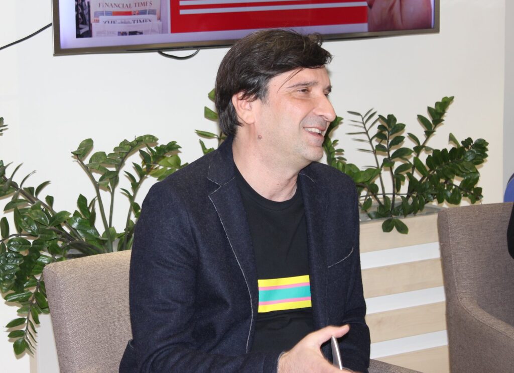 Dragan Ilić: Ne čitajte samo istomišljenike
