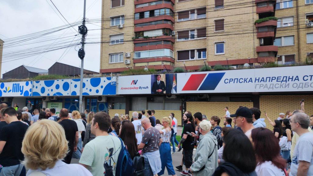 “Niš ne ćuti” – treći protest “Protiv nasilja”