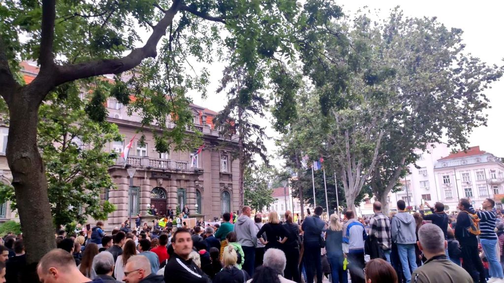 Protest i ovog puta ispred Gradske kuče