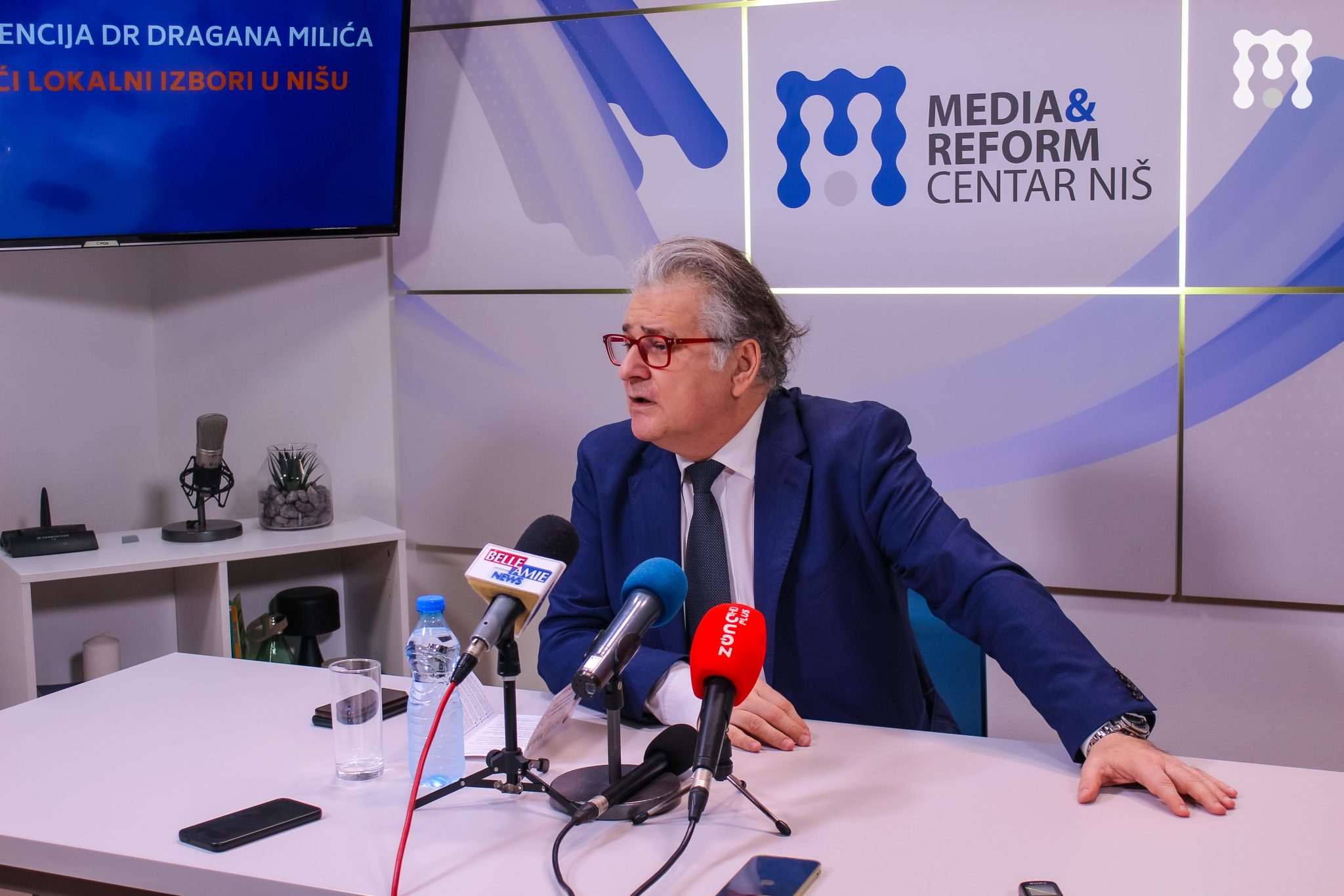 Izborni uslovi