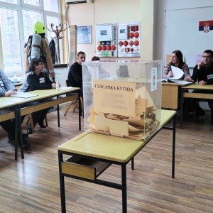 Građani/ke koji su od jula prošle godine menjali prebivalište glasaće na biračkom mestu ranijeg prebivališta