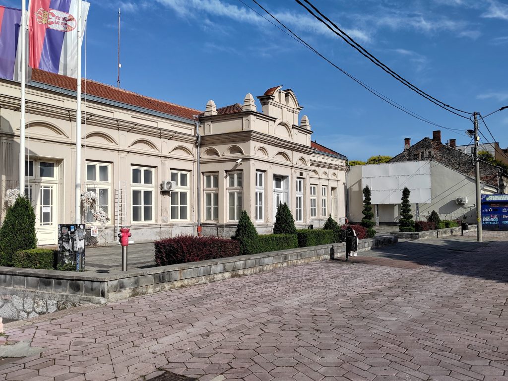 Poznati prigovori opozicije: Od nepropisno zapečaćenih koverata do netačno utvrđenih brojeva glasova i prepravljanja brojeva prigovori GIK